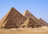 pyramide pyramide