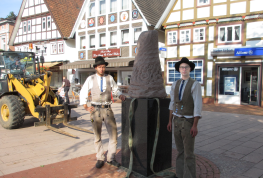 skulptur-aufstellung
